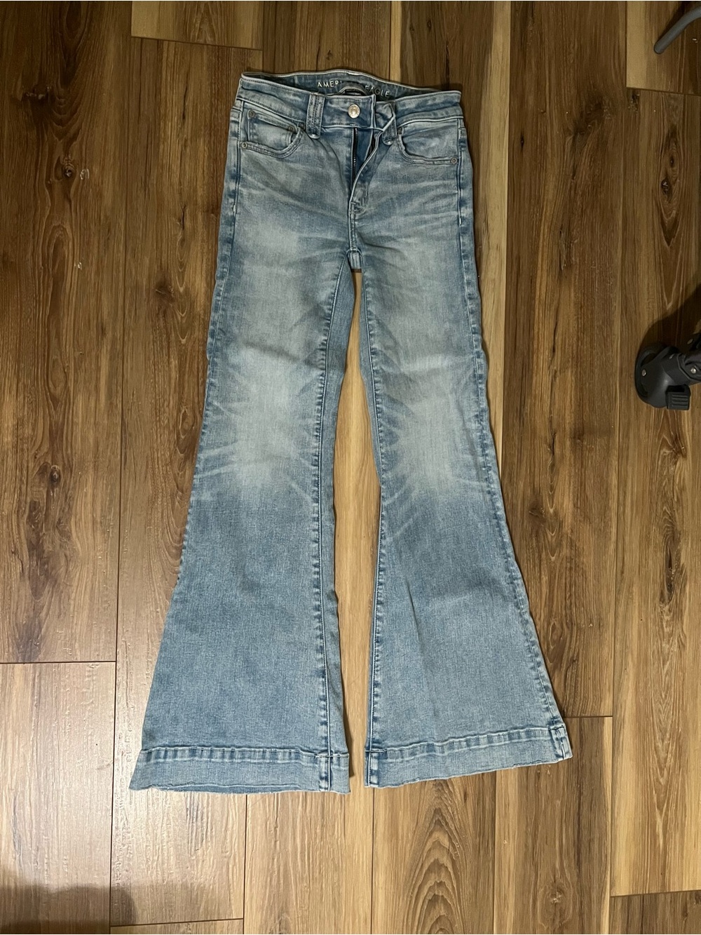 American Eagle Outfitters Light Blue Flared Wide-Leg Jeans